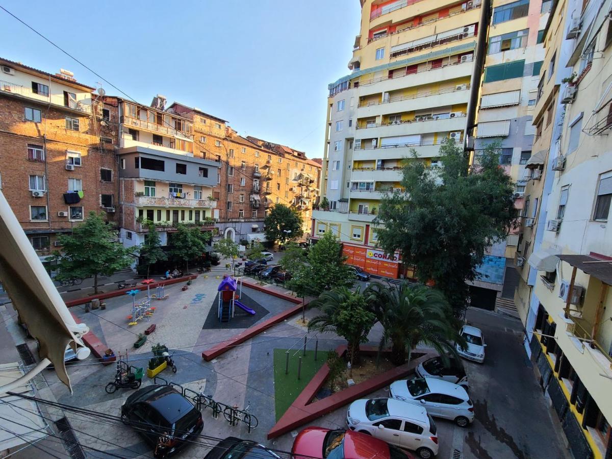 Ferienwohnung Heart Of Tirana Exterior foto